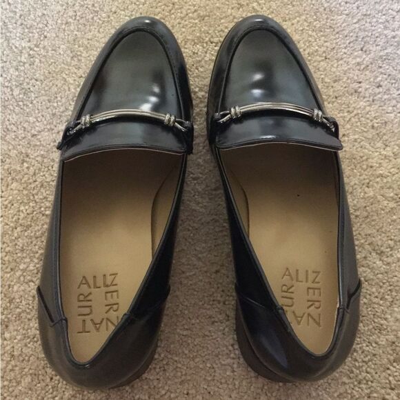 NEW Naturalizer Naples Slip On Loafers - Picture 3 of 9